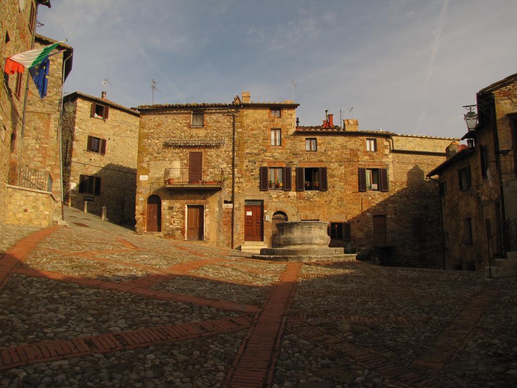 Villa Al Piccolo Ulivo, A Casa Di Mimo&Se Castiglione dʼOrcia Exterior foto